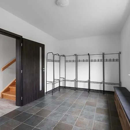Nyaraló House Adam Prosečné